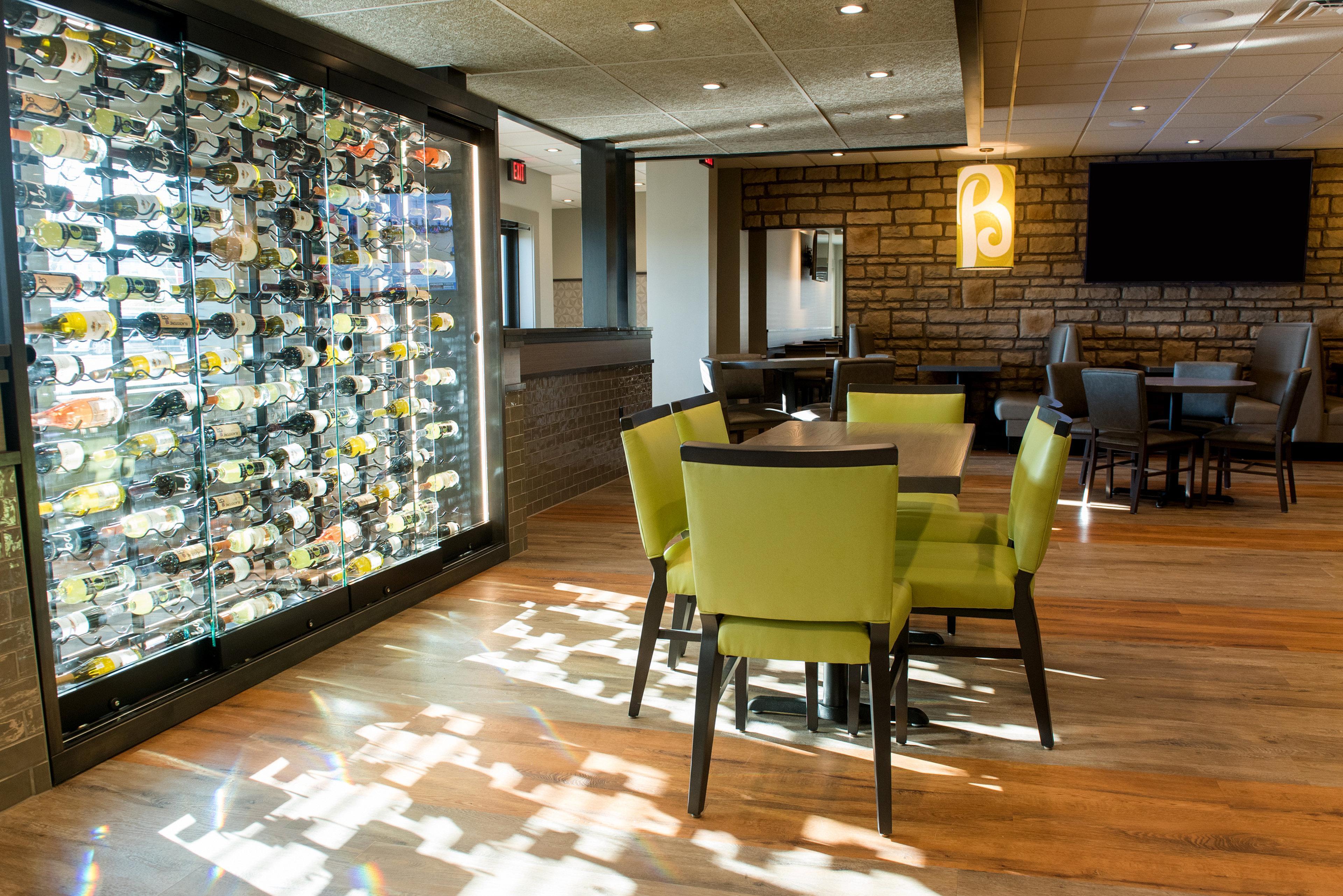 Holiday Inn Hotel & Suites Des Moines-Northwest By Ihg Urbandale Exterior foto